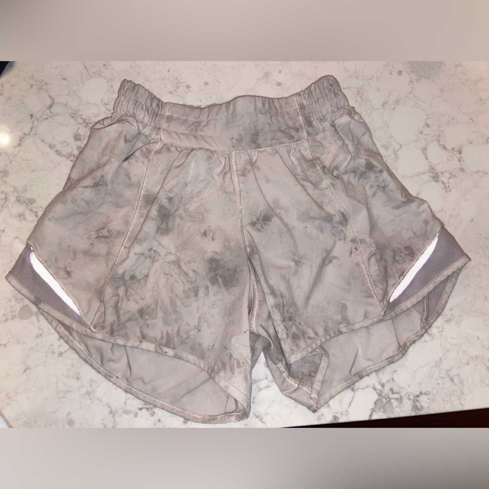 Lululemon hotty hot shorts